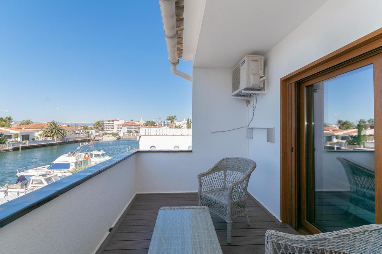Casa Con Vista Al Canal * Roses